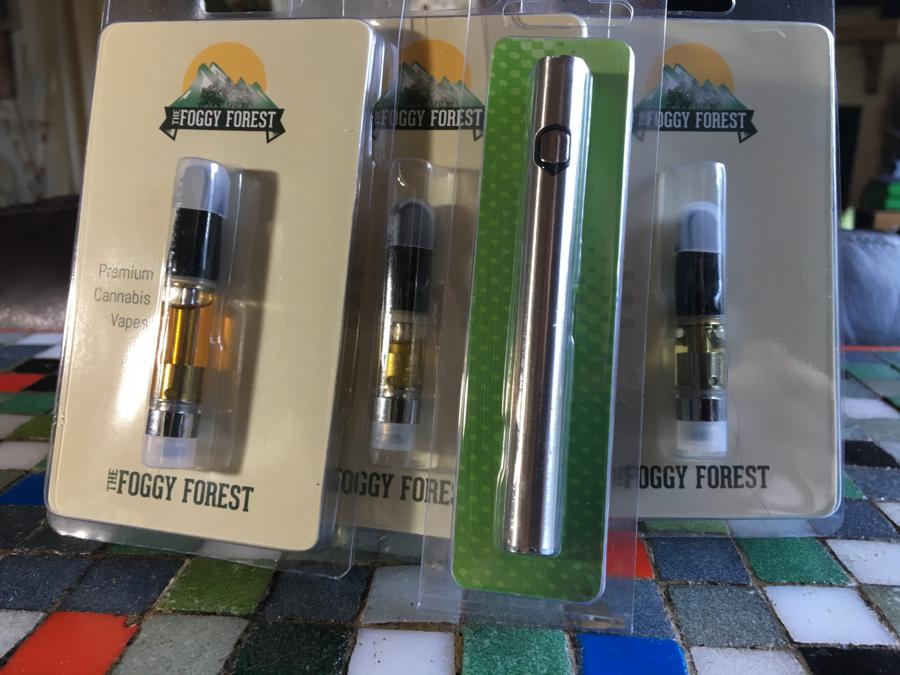 the-foggy-forest-vape-shop-review-cannabis-vape-pen-cartridges