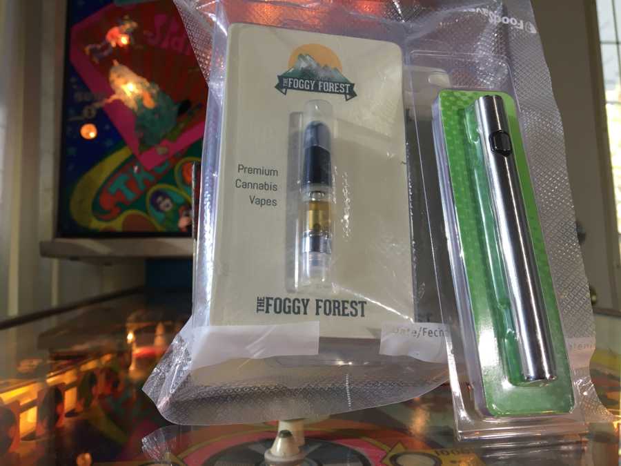 the-foggy-forest-vape-shop-review-cannabis-vape-pen-starter-kits
