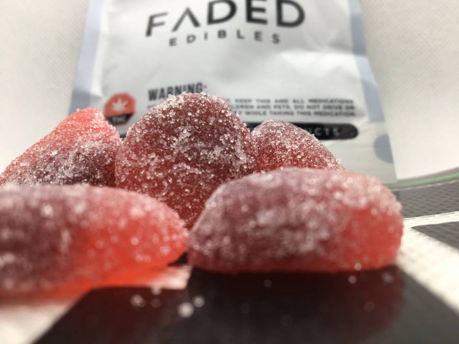 green-society-unboxing-review-faded-edibles-cherry-bombs